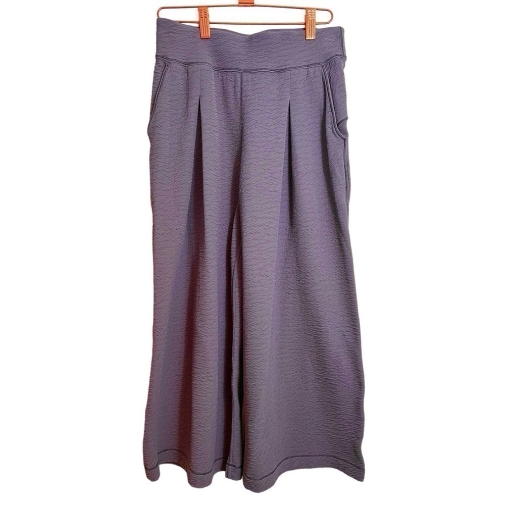Lululemon Wide Leg Pant - Picture 5 of 6